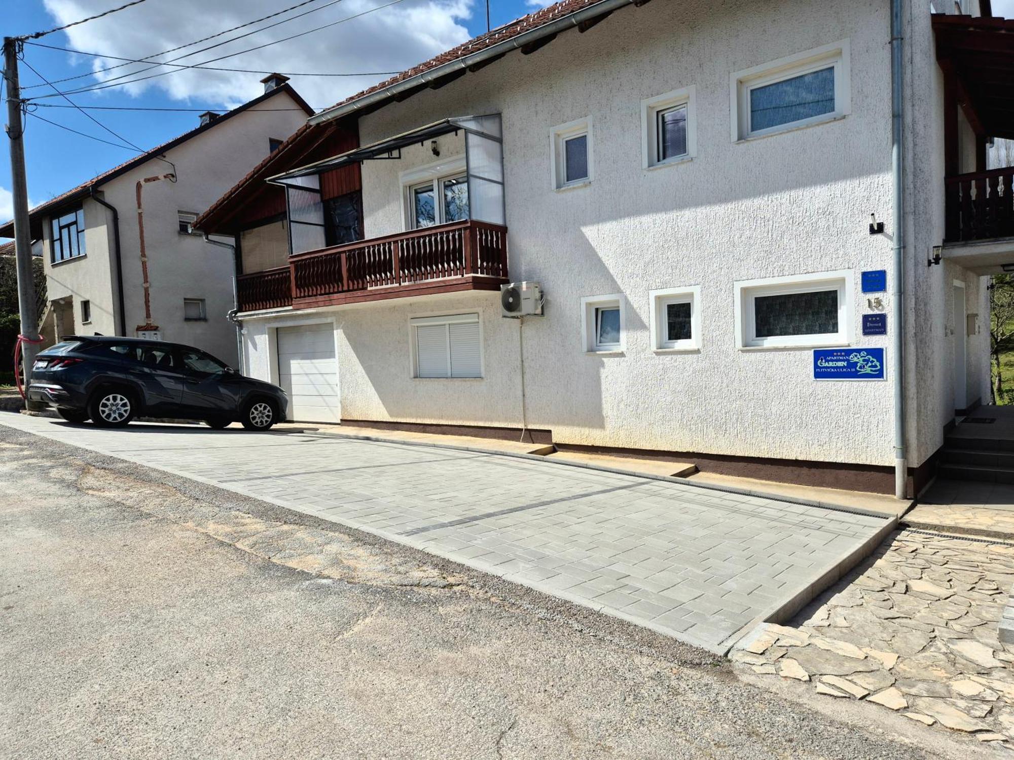 Rooms Garden Slunj Εξωτερικό φωτογραφία