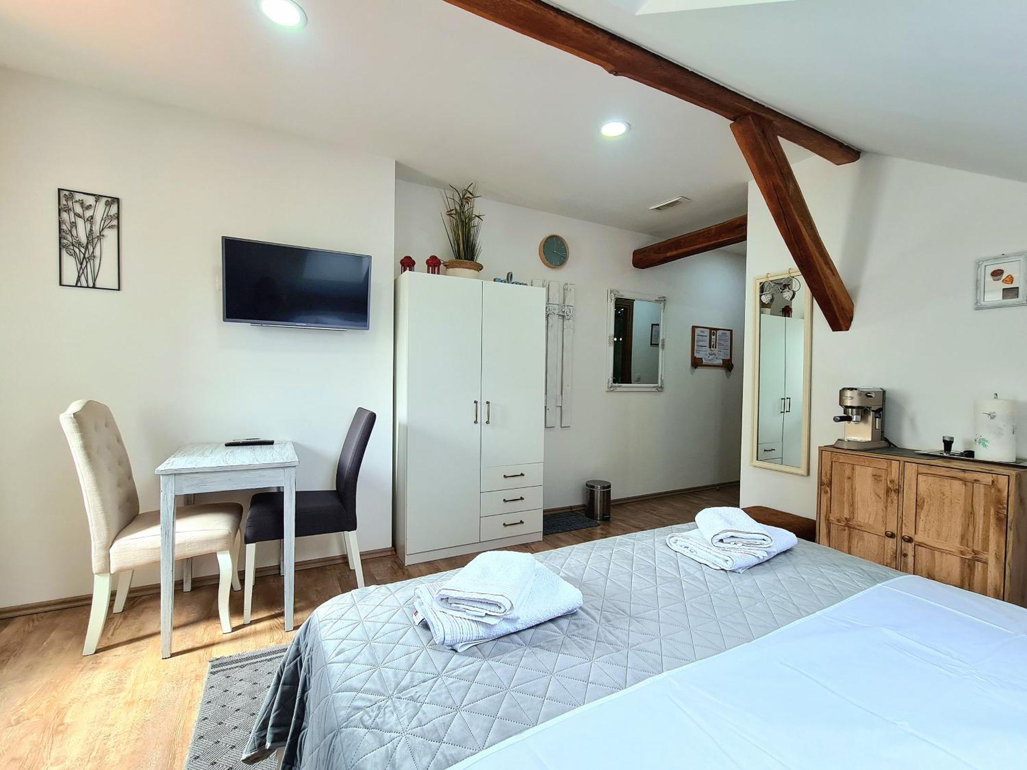 Rooms Garden Slunj Εξωτερικό φωτογραφία